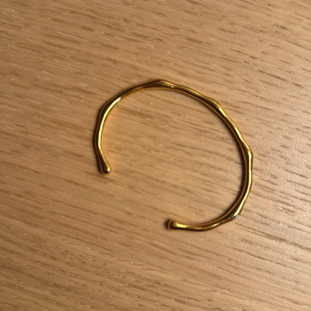 Missoma gold pleated bangle - Picture 4 of 4